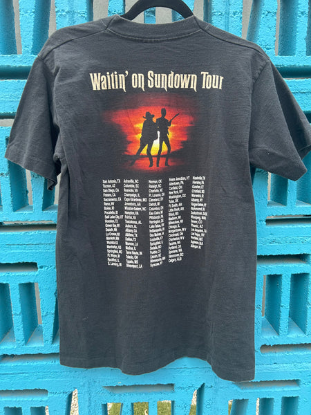 Vintage 1994 Brooks & Dunn Waitin on Sundown T Shirt Medium