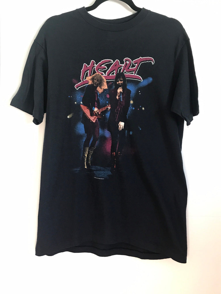 Vintage heart shop concert t shirt